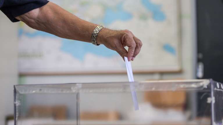 Δημοσκόπηση Interview: Ανεβαίνει στο 6,3% η διαφορά ΝΔ με ΣΥΡΙΖΑ - Εφικτή η αυτοδυναμία στις δεύτερες κάλπες