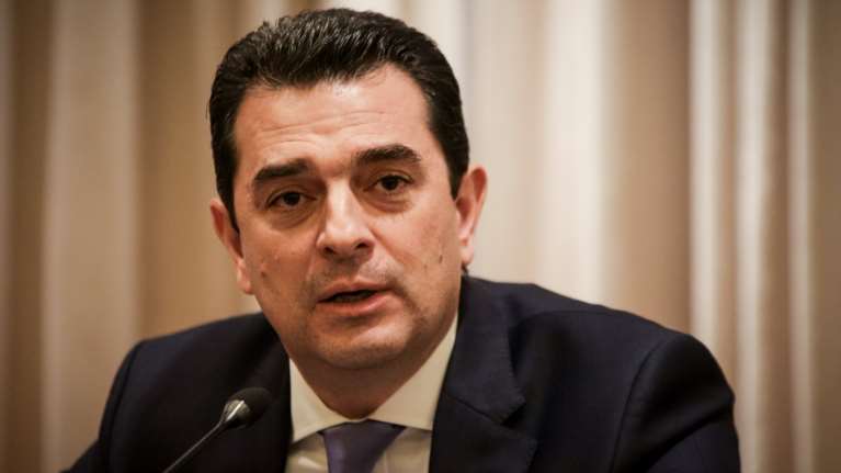 Σκρέκας: Ανοιχτό το ενδεχόμενο για &quot;κόφτη&quot; στα κλιματιστικά στο Δημόσιο [βίντεο]