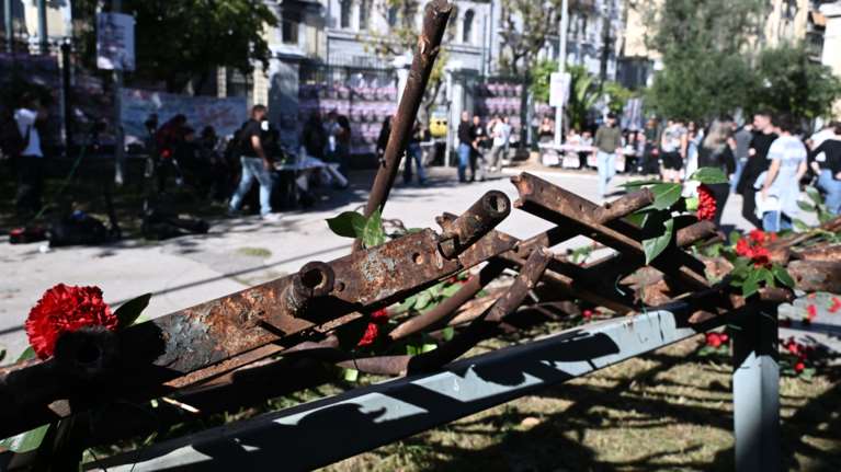 Κυκλοφοριακές ρυθμίσεις στο κέντρο της Αθήνας λόγω Πολυτεχνείου - Ποιοι δρόμοι είναι κλειστοί