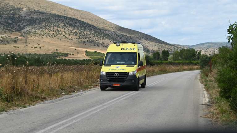 Τροχαίο δυστύχημα στη Θήβα: Νεκρός 34χρονος μετά από σύγκρουση ΙΧ με φορτηγό