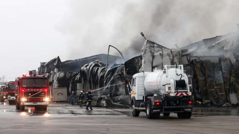 "Βιολάντα": Η σχέση της κακοκαιρίας Daniel με τη φονική έκρηξη και οι παραλείψεις στους ελέγχους