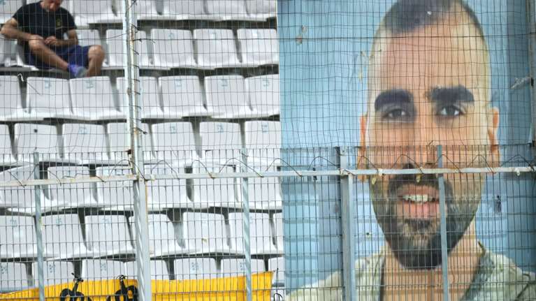 DNA του Έλληνα οπαδού που συνελήφθη βρέθηκε στο μαχαίρι με το αίμα του Μιχάλη Κατσούρη