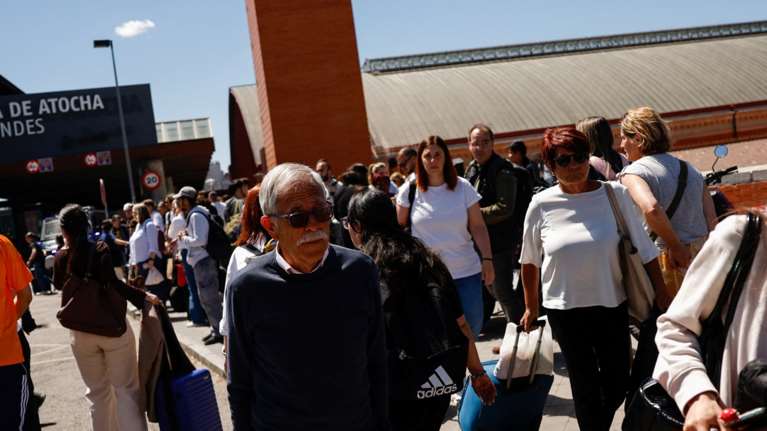 Μπλακ άουτ στην Ισπανία: Τι είναι το &quot;ατμοσφαιρικό φαινόμενο&quot; που έφερε το απόλυτο χάος; - Η εξήγηση του Θοδωρή Κολυδά