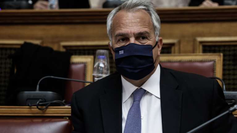 Ψήφος αποδήμων: Κατατέθηκε το νομοσχέδιο Βορίδη για άρση των περιορισμών - Οι τρεις βασικές αλλαγές