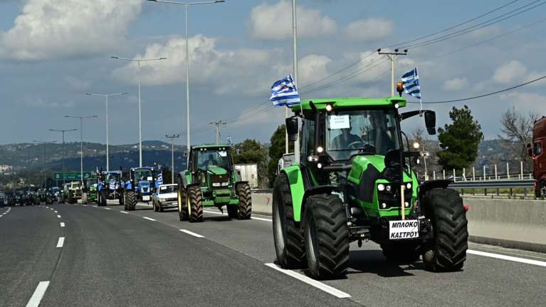Σύσταση της ΕΛΑΣ να αποφύγουν οι οδηγοί τις μετακινήσεις στο κέντρο της Αθήνας λόγω των αγροτικών κινητοποιήσεων