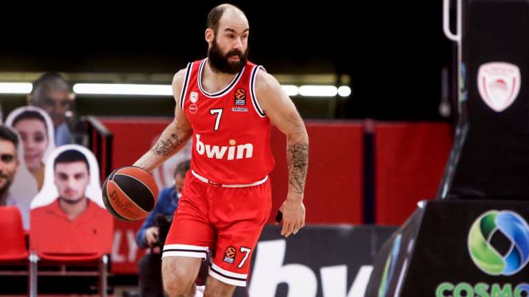 Το τέλος μιας τεράστιας καριέρας: Ο Βασίλης Σπανούλης σταματά το μπάσκετ