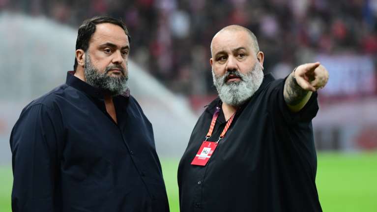 Απάντηση Καραπαπά σε Αλαφούζο: "Μιλάει πιο συχνά από τον Κασσελάκη - Λέξη δεν είπε για τους χούλιγκαν που οδήγησαν τους ναζί Κροάτες"