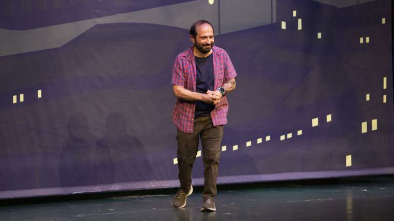 Βουλαρίνος για τον χαμό μετά το σχόλιο για Μποφίλιου: Κάποιοι celebrities βρίσκουν πολύ βολικό να παριστάνουν τα θύματα