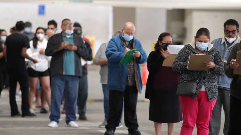Εμβολιο Johnson &amp; Johnson: Υποπτο για θρομβώσεις- Στοπ στη χορήγησή του στις ΗΠΑ μετά από 6 κρούσματα