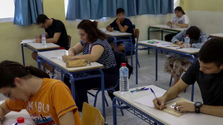 Προαγωγικές και απολυτήριες εξετάσεις σε Γυμνάσια και Λύκεια: Πότε θα γίνουν - Τι πρέπει να γνωρίζουν οι μαθητές