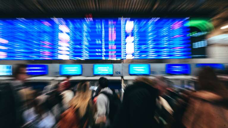 "Ελ. Βενιζέλος": Εντοπίστηκαν δέματα με πάνω από δύο κιλά κοκαΐνη - Συνελήφθη 28χρονος