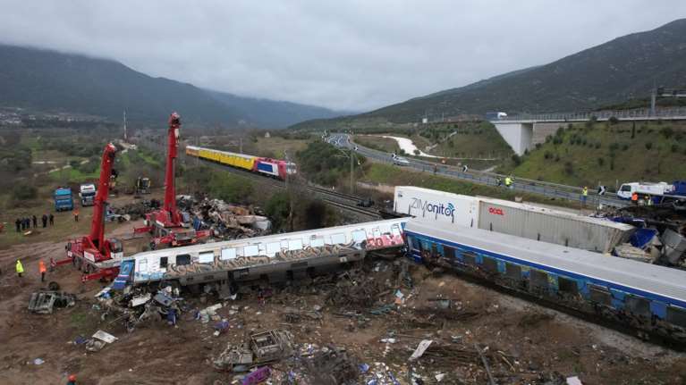 Τραγωδία στα Τέμπη: &quot;Ο προϊστάμενος από το σπίτι κάνει κυκλοφορία;&quot;- Νέα ηχητικά ντοκουμέντα δείχνουν την ασυνεννοησία