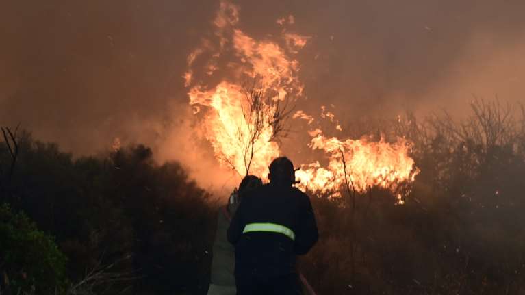 Φωτιά στο Κιλκίς: Τρίτο μέτωπο στο Πευκοδάσος - Ήχησε το 112