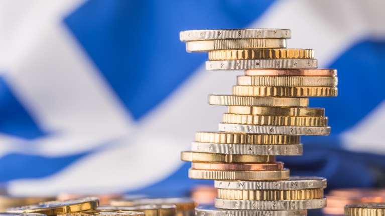 Πρωτογενές πλεόνασμα 5,3 δισ. ευρώ εμφάνισε ο προϋπολογισμός το πεντάμηνο Ιανουαρίου - Μαΐου 2025