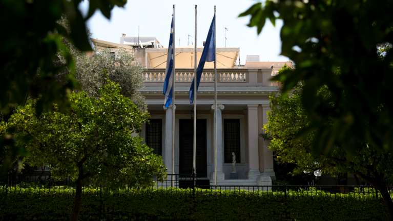 Αιχμηρό ντοκιμαντέρ του BBC για το κράτος δικαίου στην Ελλάδα - ΣΥΡΙΖΑ: Σε πρωτοφανή θεσμικό κατήφορο η χώρα