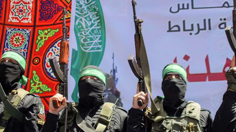 DW: Είναι η Χαμάς ισλαμιστική, τρομοκρατική οργάνωση;- Ελέγχει τη Γάζα, αρνείται το δικαίωμα ύπαρξης του Ισραήλ