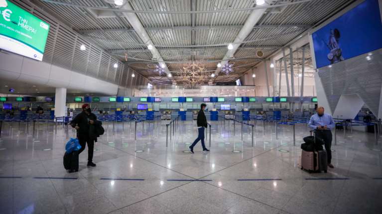 Νέα NOTAM της ΥΠΑ: Αναστολή έως 23 /2 των πτήσεων με Καταλονία - Μόνο από στο Ελ. Βενιζέλος οι πτήσεις από Αλβανία και Β. Μακεδονία