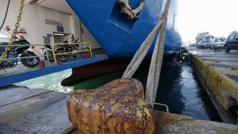 Μεθυσμένος 30χρονος ενοχλούσε πλήρωμα και επιβάτες σε πλοίο από τη Χίο - Συνελήφθη στον Πειραιά