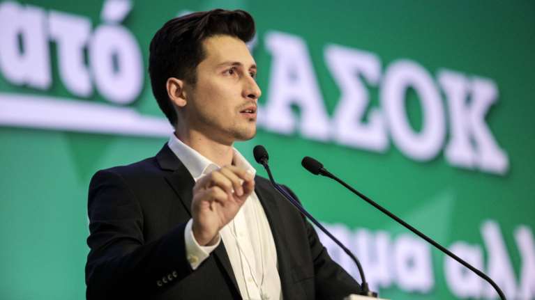 Χρηστίδης κατά Πελώνη για το άνοιγμα των σχολείων: Κυβέρνηση ράβε ξήλωνε