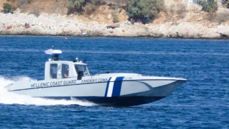 Aμοργός: Εντοπίστηκε ιστιοφόρο με 90 μετανάστες - Μεταφέρθηκαν με ασφάλεια στη Λέρο