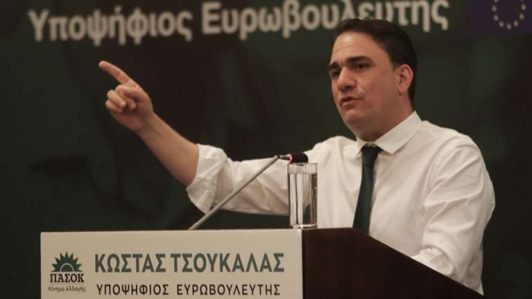 Τσουκαλάς (ΠΑΣΟΚ) : &quot;Η ΝΔ είναι σε πανικό γιατί έχει αξιόπιστη αντιπολίτευση - Tρέμει γιατί δεν το είχε συνηθίσει&quot;