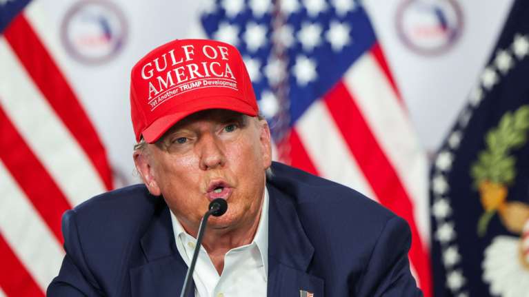 Ο Τραμπ ανακοίνωσε συμφωνία για το εμπόριο με την Ιαπωνία - Στο 15% οι αμερικανικοί δασμοί