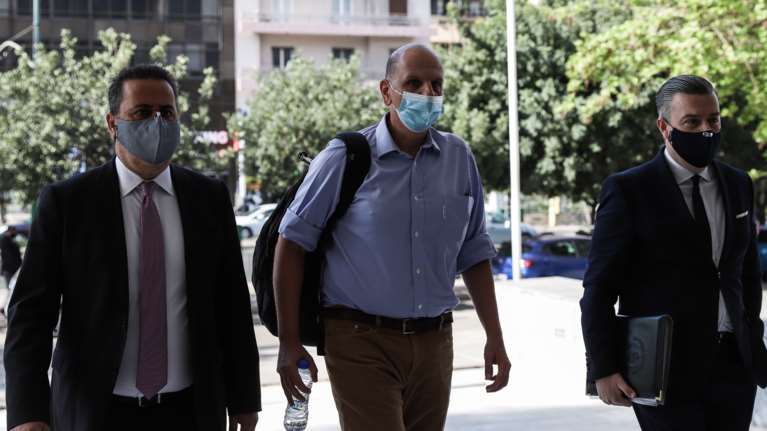 Υπόθεση Novartis -  Καταθέτει ο Σάμπυ Μιωνής: Ο Παπαγγελόπουλος είναι το κεντρικό πρόσωπο της ομάδας εκβίασης