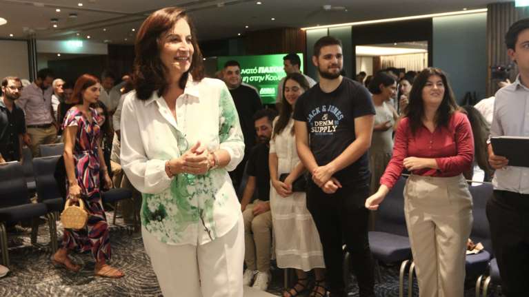 Άννα Διαμαντοπούλου για ομιλία Μητσοτάκη στη ΔΕΘ: Υποσχέθηκε ανάπτυξη αλλά συναγωνιζόμαστε τη Βουλγαρία στα ωρομίσθια