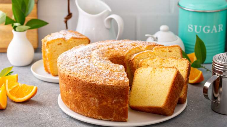 Συνταγή του πεντάλεπτου - Το πιο εύκολο κέικ, χωρίς μίξερ