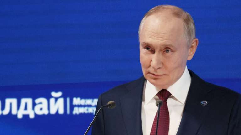 Προειδοποίηση Πούτιν: Θα απαντήσουμε πειστικά στη στρατιωτικοποίηση της Ευρώπης - Ανοησία ο πόλεμος με ΝΑΤΟ