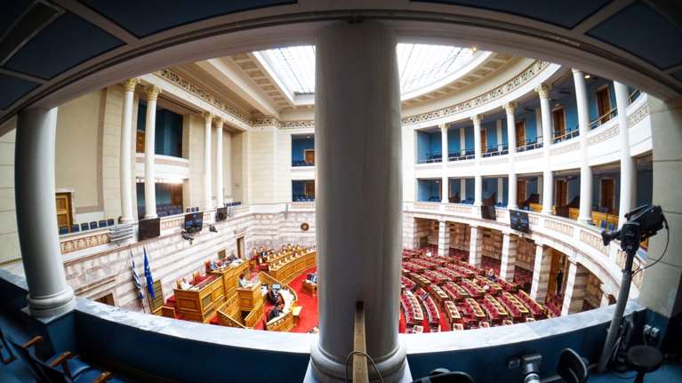 Υποκλοπές: Τα δημοσιεύματα για το ρόλο Δημητριάδη και τις παρακολουθήσεις υπουργών - Εικασίες χωρίς στοιχεία, λέει το Μαξίμου