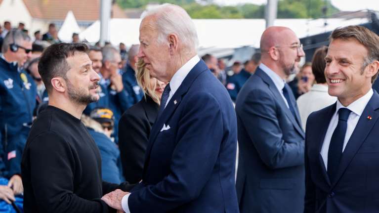 Στη Νορμανδία ο Μπάιντεν για την D-Day: Η υποστήριξη στην Ουκρανία θα συνεχιστεί