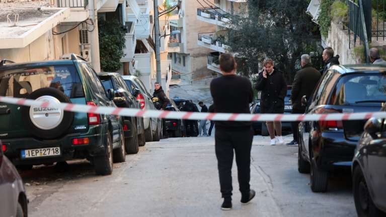 Γκύζη: Λύτρωση μέσα από τον θάνατο έψαχνε ο 74χρονος που μαχαίρωσε τη σύζυγό του και αυτοκτόνησε