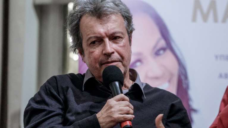 Ελεύθερος ο Πέτρος Τατσόπουλος μετά την απίθανη σύλληψή του - Τον μήνυσε τηλεπαρουσιαστής, υποψήφιος με τον Βελόπουλο