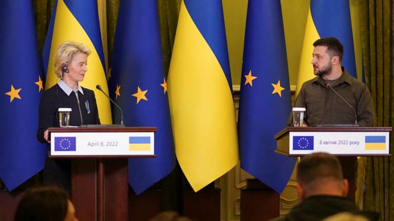 Στο Κίεβο τελικά η Σύνοδος Κορυφής ΕΕ - Ουκρανίας στις 3 Φεβρουαρίου - Επικοινωνία Ζελένσκι με Φον Ντερ Λάιεν