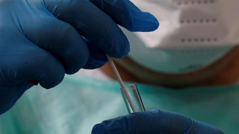 Κορονοϊός: 27 νέα κρούσματα στη χώρα, τα 2 στις πύλες εισόδου - 7 στην Αττική