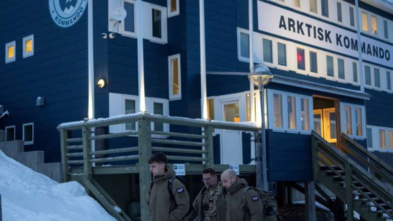 Κρίσιμο σταυροδρόμι για την Ευρώπη η Γροιλανδία: Εχει ανάγκη τις ΗΠΑ, αλλά πρέπει να ορθώσει ανάστημα στον Τραμπ