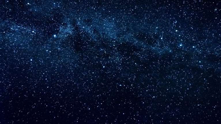 Παρουσίαση του βιβλίου του Μάνου Σαριδάκη &quot;Το Σύμπαν&quot; στον κήπο του αστεροσκοπείου