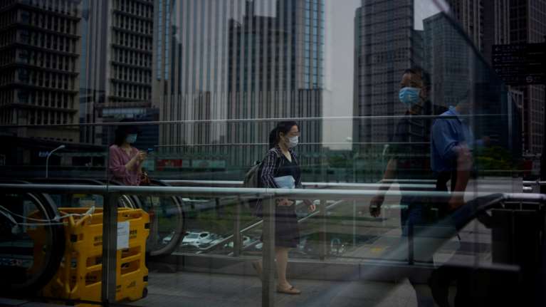 Ο  COVID-19 δοκιμάζει τη βιωσιμότητα και υπευθυνότητα  των επιχειρήσεων