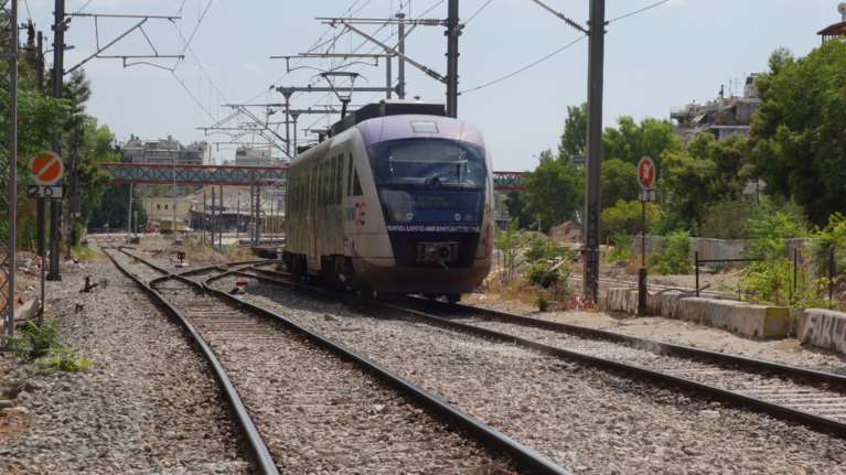 Προαστιακός: Με λεωφορεία και την Τετάρτη τα δρομολόγια στο τμήμα Άνω Λιόσια - Κιάτο