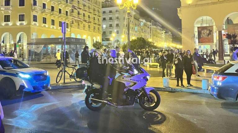 Θεσσαλονίκη: Συμμορία ανηλίκων επιτέθηκε σε 21χρονο έξω από το Ολύμπιον - &quot;Εδώ είναι κέντρο ρε&quot;