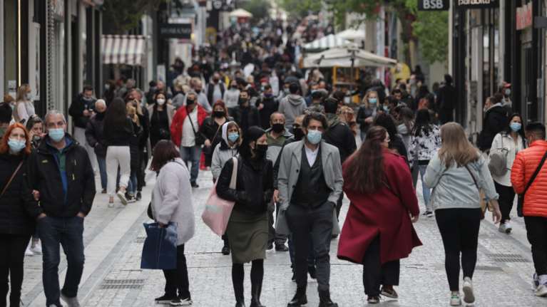 Σαρηγιάννης: Πού οφείλεται η αργή αποκλιμάκωση της Όμικρον - Σε ποιες περιοχές παρατηρείται ήδη αύξηση κρουσμάτων
