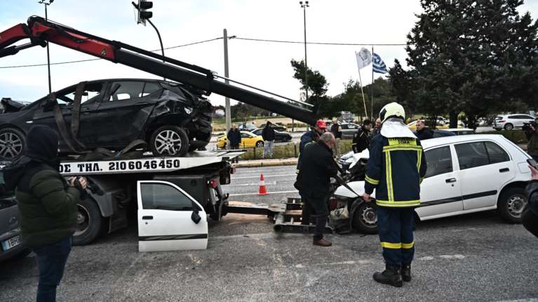 Τρομακτικό τροχαίο στην Κατεχάκη: Τρεις οι νεκροί, πατέρας, μητέρα και γιος - Πώς συνέβη το δυστύχημα