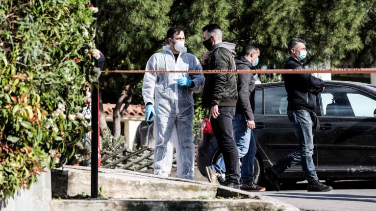 Γερμανικά ΜΜΕ: Γιατί έπρεπε να πεθάνει ο Γιώργος Καραϊβάζ; - Ερευνες για διαφθορά αξιωματούχων και οργανωμένο έγκλημα