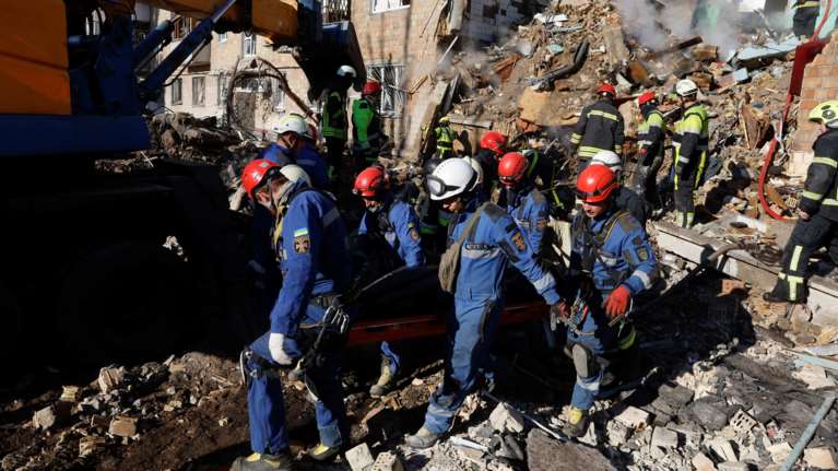 Ουκρανία: Η 2η χειρότερη επίθεση  της Ρωσίας στο Κίεβο από την αρχή του πολέμου με 31 πυραύλους και 598 drones - Ζημιές στο κτήριο της Ε.Ε.