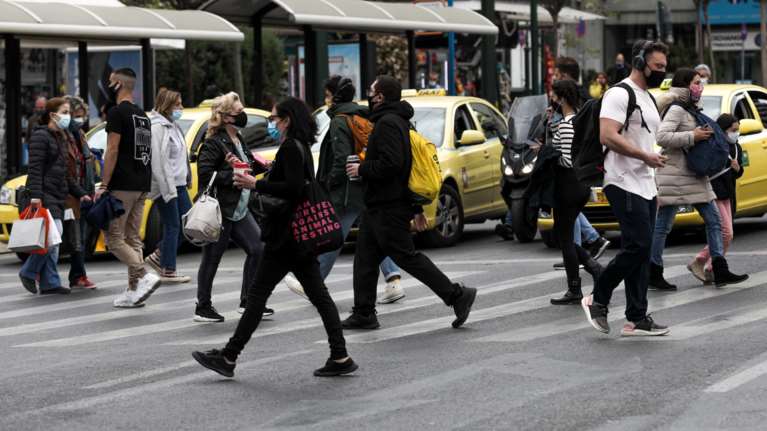 Κορονοϊός: Υποφέρει με 1.799 κρούσματα η Αττική - Περισσότερες μολύνσεις στο κέντρο της Αθήνας από όλη τη Θεσσαλονίκη