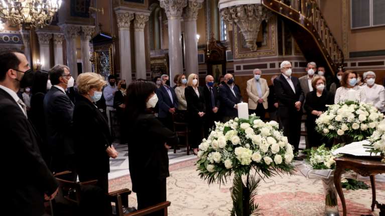 ΚΙΝ.ΑΛ, ΣΥΡΙΖΑ και ΜέΡΑ25 &quot;συναντήθηκαν&quot; στο μνημόσυνο του Δημήτρη Κρεμαστινού - Τα πηγαδάκια και τα συγκινητικά λόγια