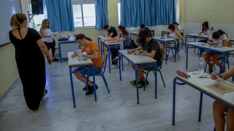 Πανελλαδικές 2024: Οι Συντελεστές Ελάχιστης Βάσης Εισαγωγής και το πρόγραμμα των Εξετάσεων