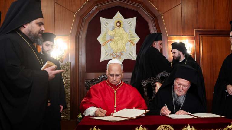 Κοινό Πάσχα: Με μηνύματα υπέρ της ενότητας των Χριστιανών και της ειρήνης η Κοινή Διακήρυξη Βαρθολομαίου και Λέοντος