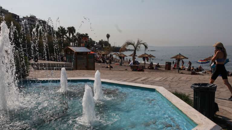 "Στο κόκκινο" το Άργος με σχεδόν 41 βαθμούς - Άστατος καιρός το Σαββατοκύριακο με βροχές, ακόμη και χαλάζι